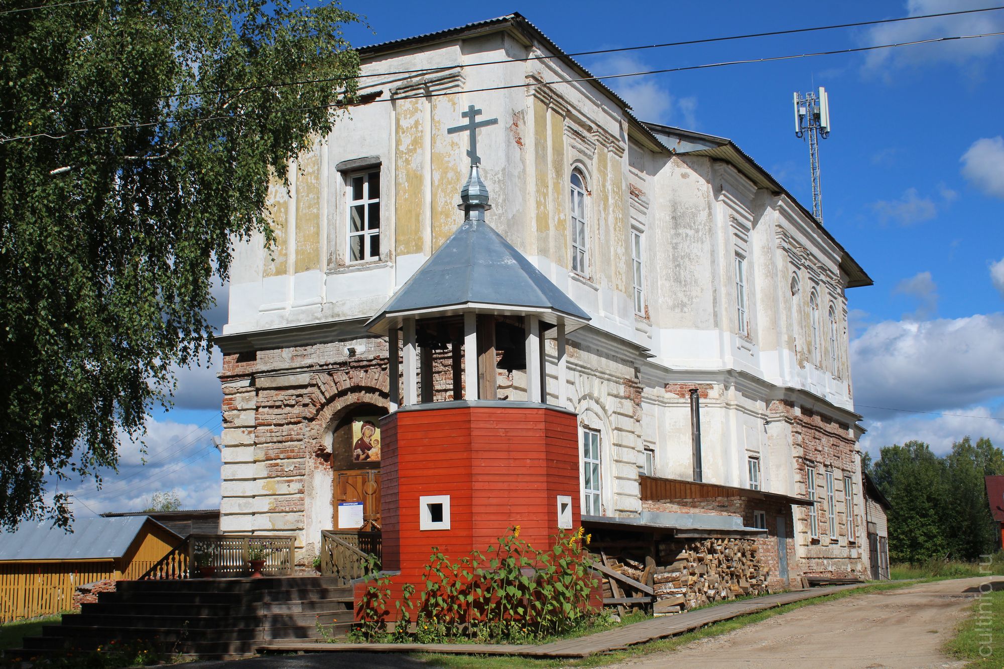 Спасская Леденгская церковь